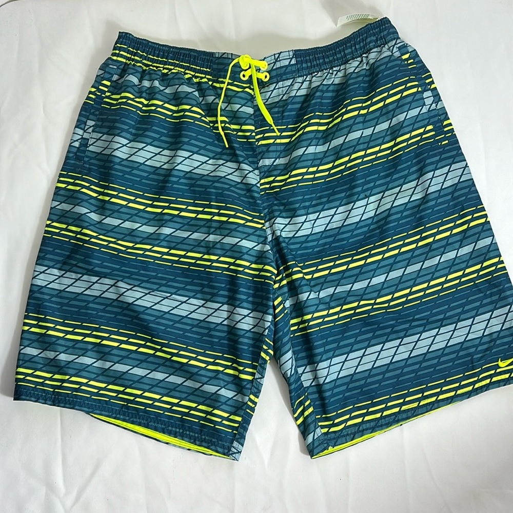 NWT Nike Men’s Size XXL Blue Yellow Lined Baggies Swim Shorts Beach Surf Wear